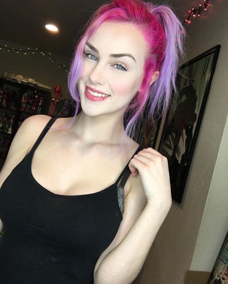 Clara Babylegs nude 5