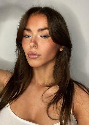 Clarissa Bea nude 5
