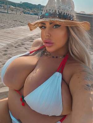 Claudia Fattorini nude 10