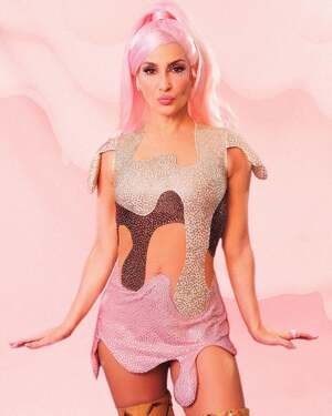 Claudia Leitte nude 3