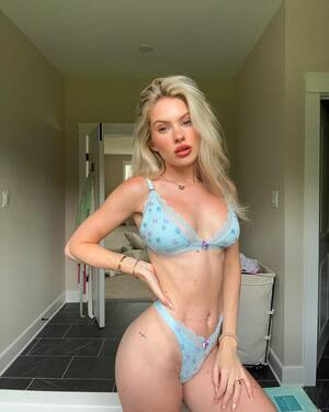 Claudia Walsh nude 7