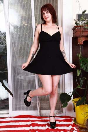 Cleo Moon nude 3