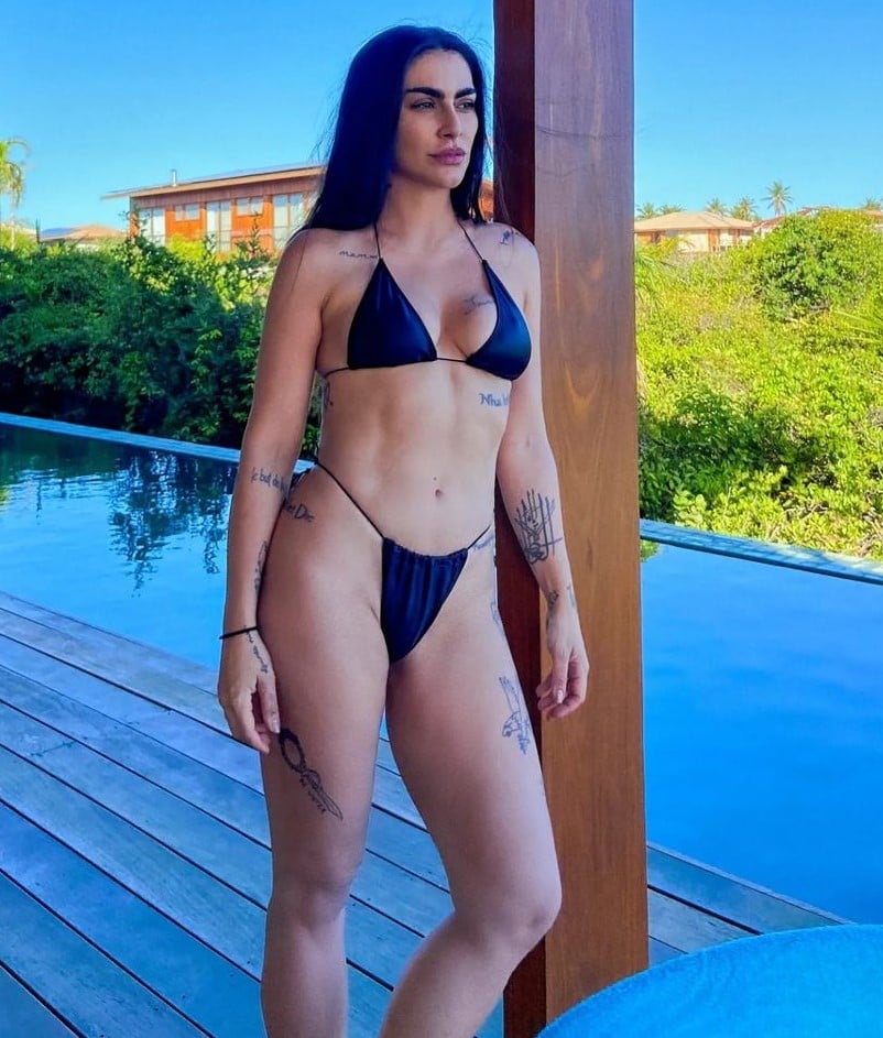 Cleo Pires nude 6