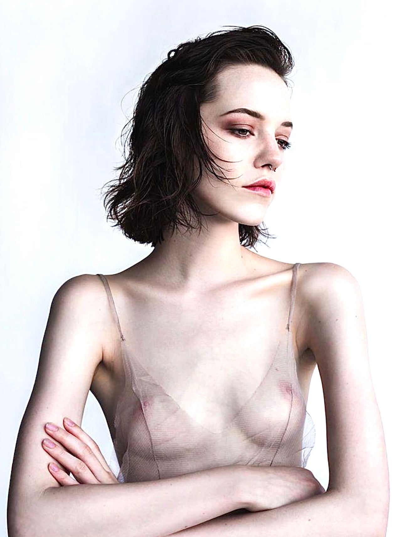 Corrie Lejuwaan nude 6