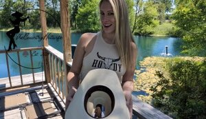 Country Hotwife nude 7