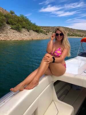 Courtney Knill nude 5