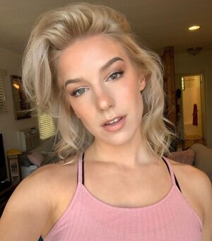 Courtney Miller nude 5