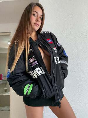 Crazy Lola nude 2