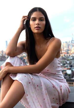 Cris Urena nude 6