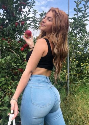 Cristina Carmella nude 7