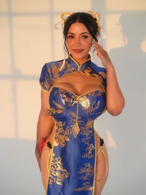 Cristina Minitinah nude 4