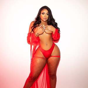 Cubana Marie nude 7