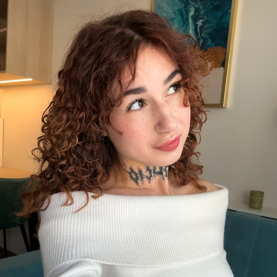 Curly Polly nude 5