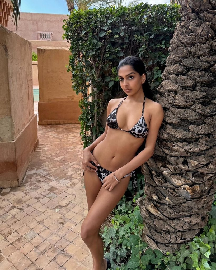 Curtly Kellie nude 3