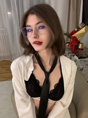 Cutie Kim nude 9