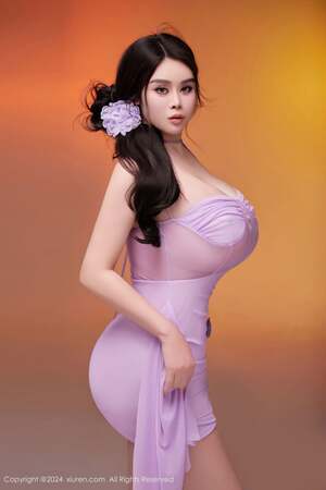Dai Ruo Xin nude 4