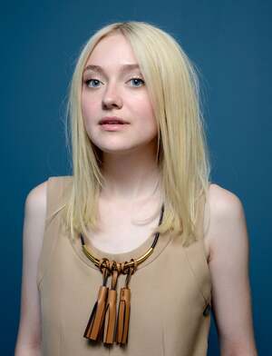 Dakota Fanning nude 12