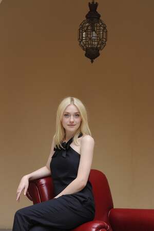 Dakota Fanning nude 9