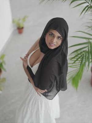 Dalila Ahzahara nude 10