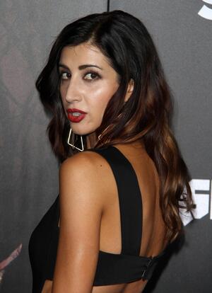 Dana DeLorenzo nude 8