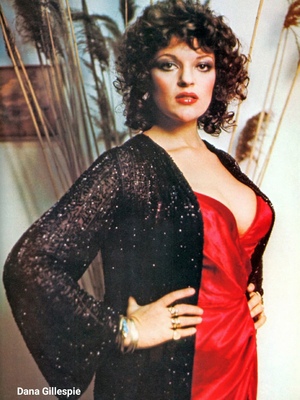 Dana Gillespie nude 5