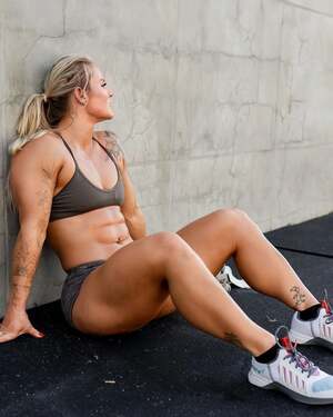Dani Elle Speegle nude 8