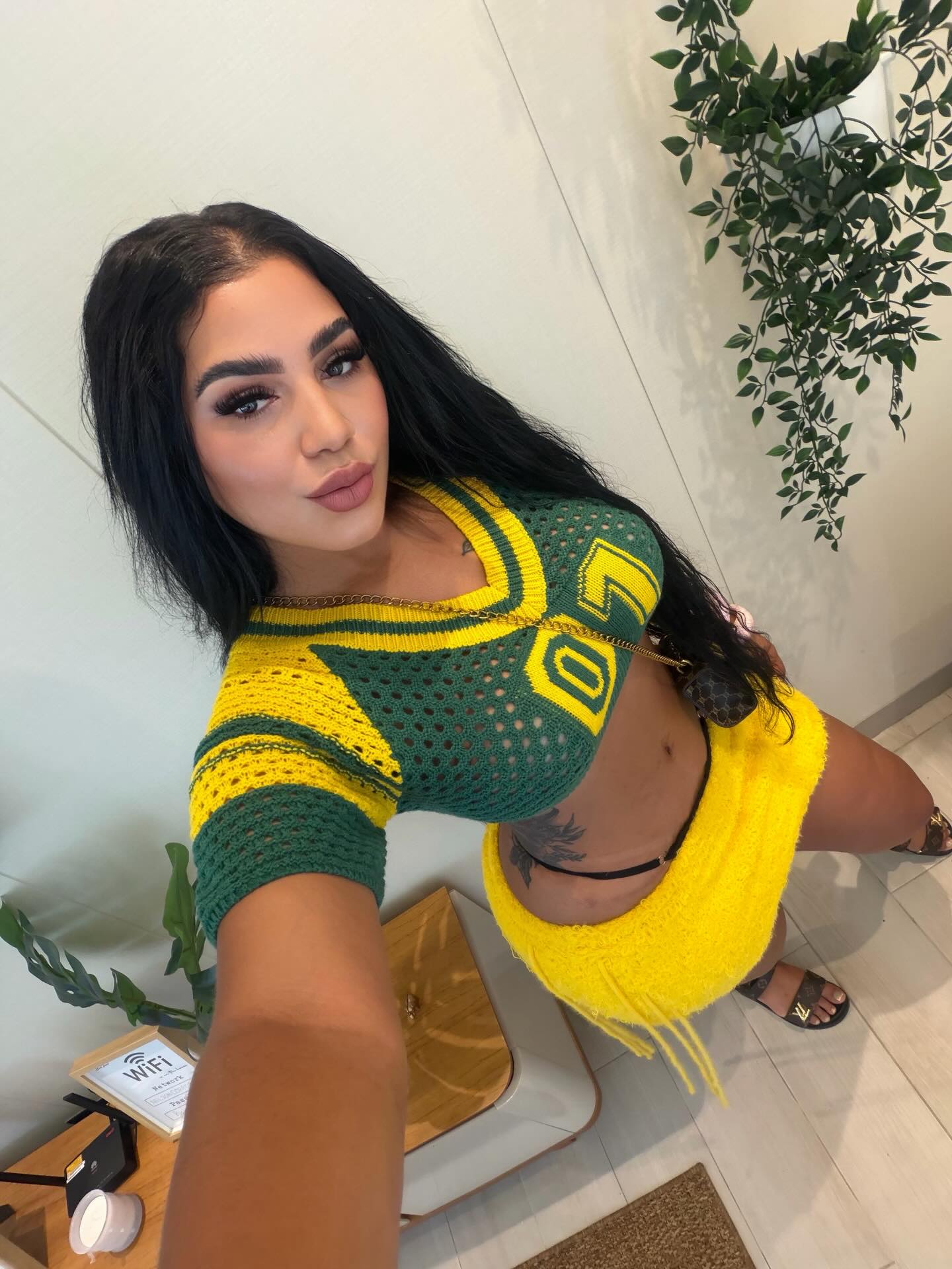 Daniela Burgos nude 7