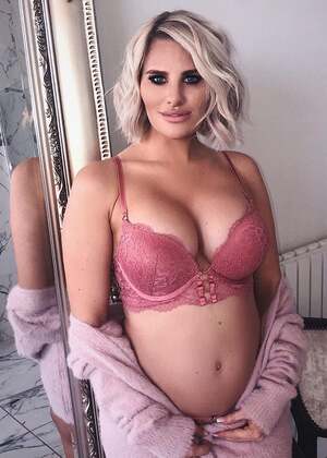 Danielle Armstrong nude 7
