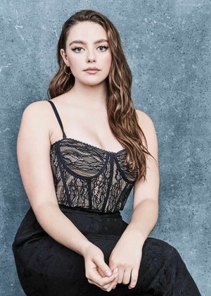 Danielle Rose Russell nude 1