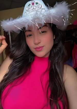 Danna Hot nude 5