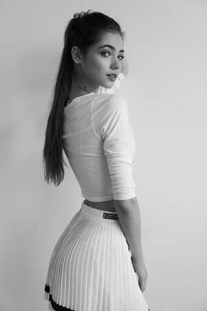 Darya Yanchik nude 10