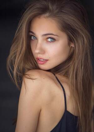 Darya Yanchik nude 5