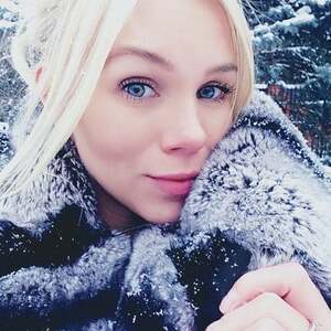 Dasha Snezhnaya nude 9