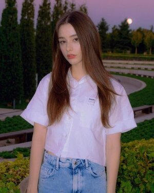 Dasha Taran nude 10
