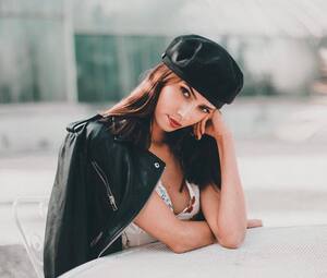 Dear Caroline nude 5