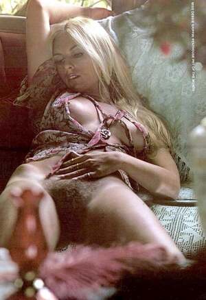 Debbie Griffin nude 3