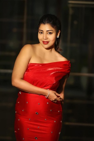 Debina Bonnerjee nude 3