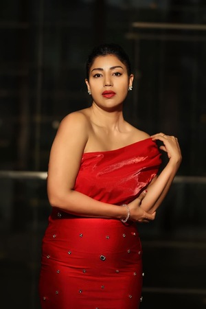Debina Bonnerjee nude 7
