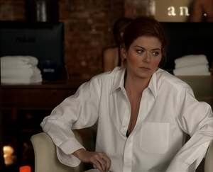 Debra Messing nude 12