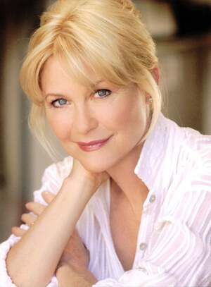 Dee Wallace nude 4
