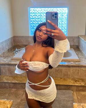 Deja Rennae nude 6