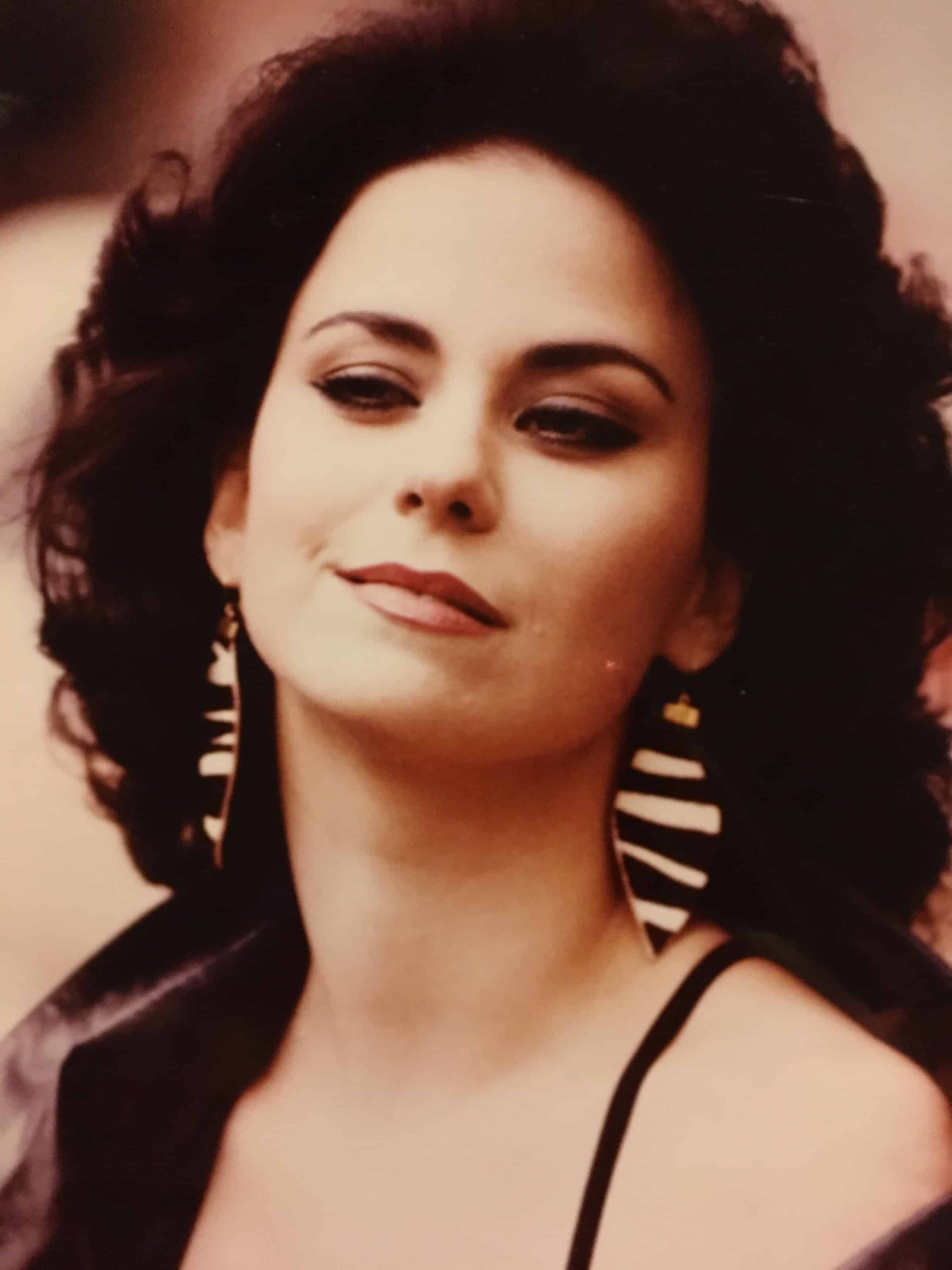 Delta Burke nude 12