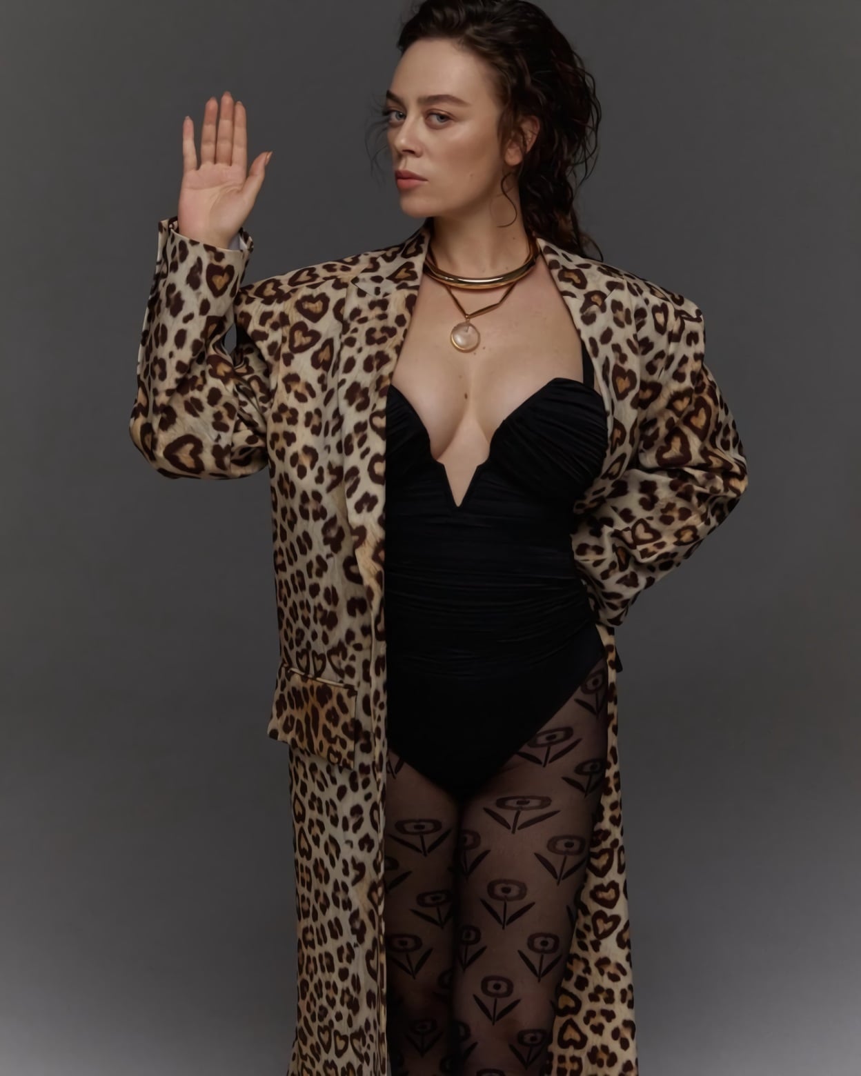 Demet Evgar nude 3