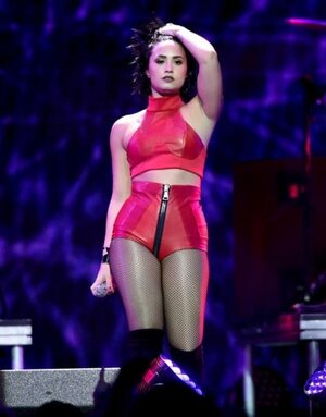 Demi Lovato nude 7