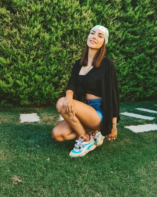 Deniz Baysal nude 10