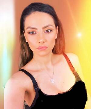 Deniz Brizo nude 10