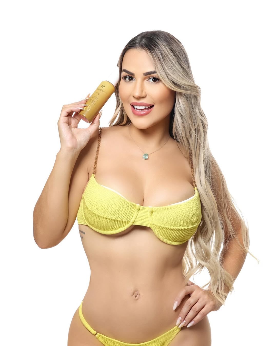Deolane Bezerra nude 9