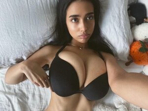 Desiree Hall nude 11