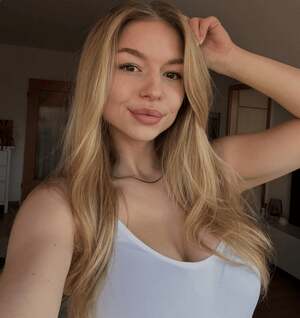 Desiree Ludwig nude 3