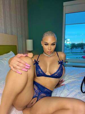 Destini Creams nude 5